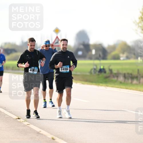 12.04.2026 - 45. Internationalen Wilhelmsburger Insellauf Dr. Thomas Lammeyer http://msf.ph/oto/9445269 12.04.2026 10:22:25 Laufen 4903, 2496 meine-sportfotos.de