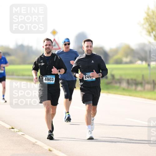 12.04.2026 - 45. Internationalen Wilhelmsburger Insellauf Dr. Thomas Lammeyer http://msf.ph/oto/9445275 12.04.2026 10:22:26 Laufen 249, 4903 meine-sportfotos.de