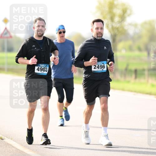 12.04.2026 - 45. Internationalen Wilhelmsburger Insellauf Dr. Thomas Lammeyer http://msf.ph/oto/9445287 12.04.2026 10:22:28 Laufen 4903, 2496 meine-sportfotos.de