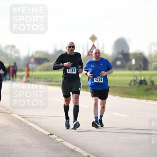 12.04.2026 - 45. Internationalen Wilhelmsburger Insellauf Dr. Thomas Lammeyer http://msf.ph/oto/9445295 12.04.2026 10:22:31 Laufen 3887, 3923, 3488, 4756 meine-sportfotos.de