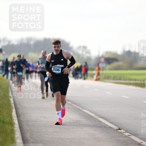 12.04.2026 - 45. Internationalen Wilhelmsburger Insellauf Dr. Thomas Lammeyer http://msf.ph/oto/9445335 12.04.2026 10:22:42 Laufen 2506 meine-sportfotos.de