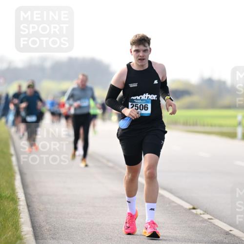 12.04.2026 - 45. Internationalen Wilhelmsburger Insellauf Dr. Thomas Lammeyer http://msf.ph/oto/9445353 12.04.2026 10:22:45 Laufen 2506 meine-sportfotos.de