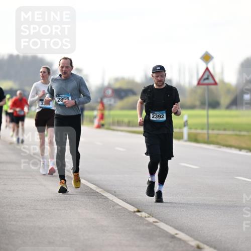 12.04.2026 - 45. Internationalen Wilhelmsburger Insellauf Dr. Thomas Lammeyer http://msf.ph/oto/9445372 12.04.2026 10:22:49 Laufen 3039, 2855, 2392 meine-sportfotos.de