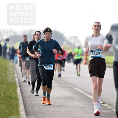 12.04.2026 - 45. Internationalen Wilhelmsburger Insellauf Dr. Thomas Lammeyer http://msf.ph/oto/9445400 12.04.2026 10:22:54 Laufen 3039, 28, 3329 meine-sportfotos.de
