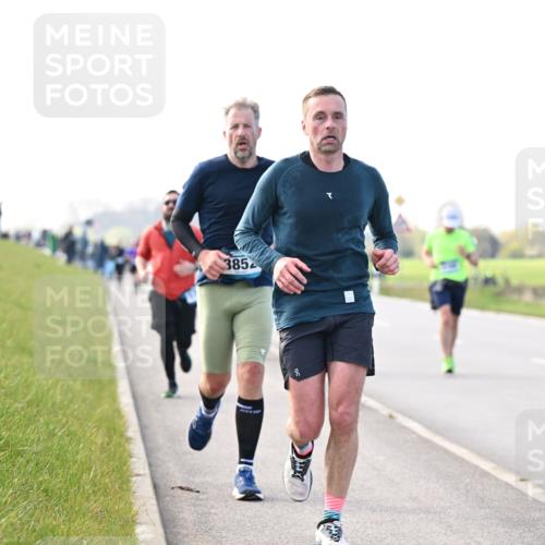 12.04.2026 - 45. Internationalen Wilhelmsburger Insellauf Dr. Thomas Lammeyer http://msf.ph/oto/9445426 12.04.2026 10:23:04 Laufen 385 meine-sportfotos.de