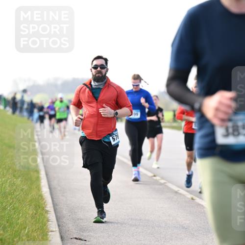 12.04.2026 - 45. Internationalen Wilhelmsburger Insellauf Dr. Thomas Lammeyer http://msf.ph/oto/9445432 12.04.2026 10:23:06 Laufen 576, 3852 meine-sportfotos.de