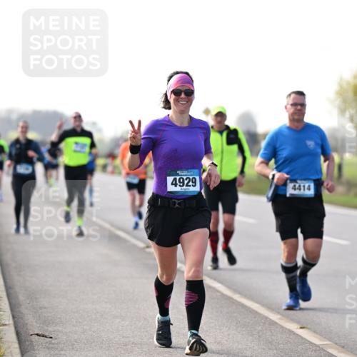 12.04.2026 - 45. Internationalen Wilhelmsburger Insellauf Dr. Thomas Lammeyer http://msf.ph/oto/9445518 12.04.2026 10:23:24 Laufen 4929, 4414 meine-sportfotos.de