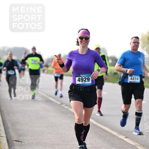 12.04.2026 - 45. Internationalen Wilhelmsburger Insellauf Dr. Thomas Lammeyer http://msf.ph/oto/9445520 12.04.2026 10:23:24 Laufen 4929, 4414 meine-sportfotos.de