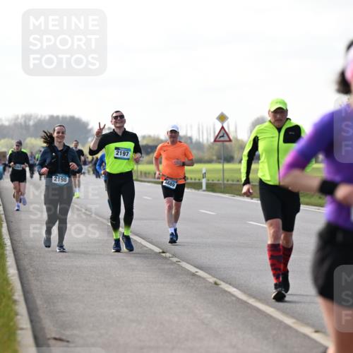 12.04.2026 - 45. Internationalen Wilhelmsburger Insellauf Dr. Thomas Lammeyer http://msf.ph/oto/9445525 12.04.2026 10:23:25 Laufen 2198, 2197, 4689, 198249 meine-sportfotos.de