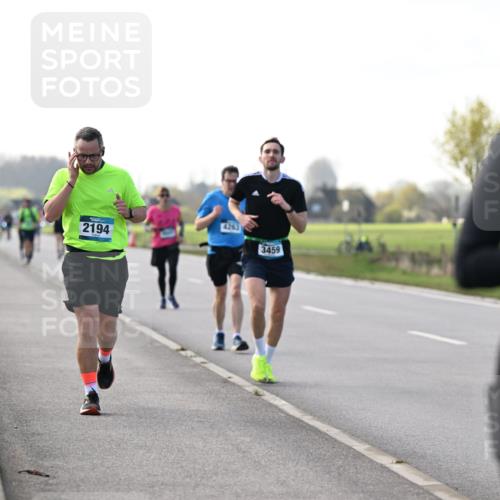 12.04.2026 - 45. Internationalen Wilhelmsburger Insellauf Dr. Thomas Lammeyer http://msf.ph/oto/9445572 12.04.2026 10:23:39 Laufen 2194, 3459, 934 meine-sportfotos.de