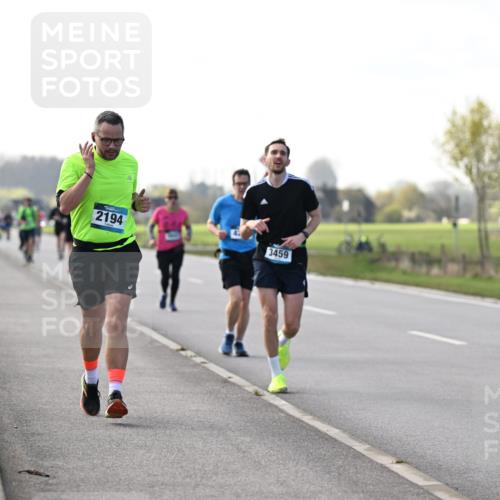 12.04.2026 - 45. Internationalen Wilhelmsburger Insellauf Dr. Thomas Lammeyer http://msf.ph/oto/9445574 12.04.2026 10:23:39 Laufen 2194, 3459 meine-sportfotos.de