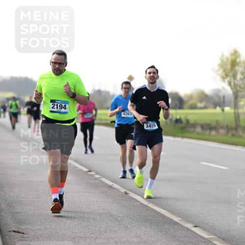12.04.2026 - 45. Internationalen Wilhelmsburger Insellauf Dr. Thomas Lammeyer http://msf.ph/oto/9445577 12.04.2026 10:23:39 Laufen 2194, 3459 meine-sportfotos.de