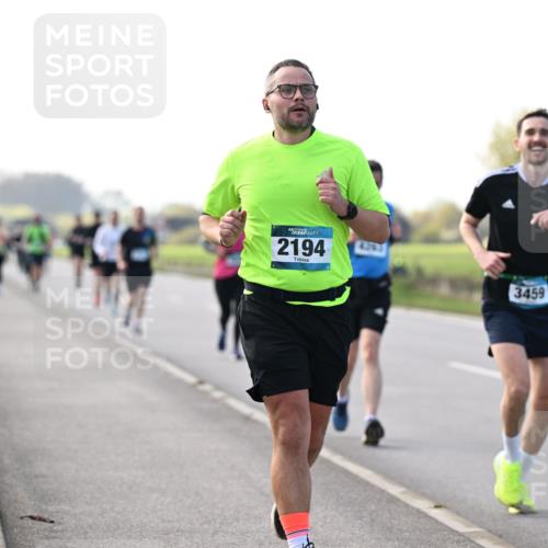 12.04.2026 - 45. Internationalen Wilhelmsburger Insellauf Dr. Thomas Lammeyer http://msf.ph/oto/9445586 12.04.2026 10:23:41 Laufen 2194, 4305, 3459 meine-sportfotos.de