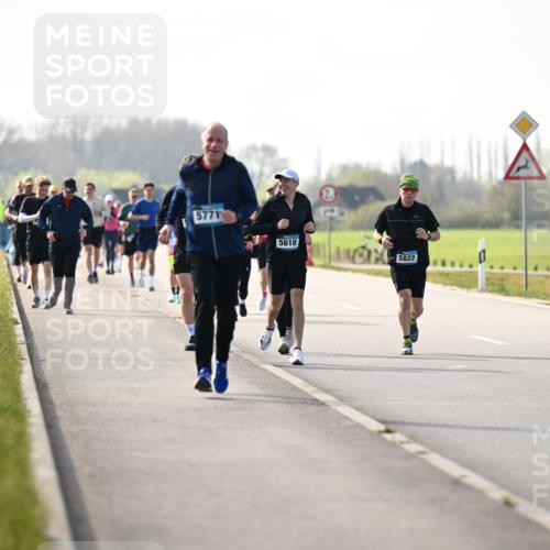 12.04.2026 - 45. Internationalen Wilhelmsburger Insellauf Dr. Thomas Lammeyer http://msf.ph/oto/9446262 12.04.2026 10:25:59 Laufen 5771, 5618, 5822 meine-sportfotos.de