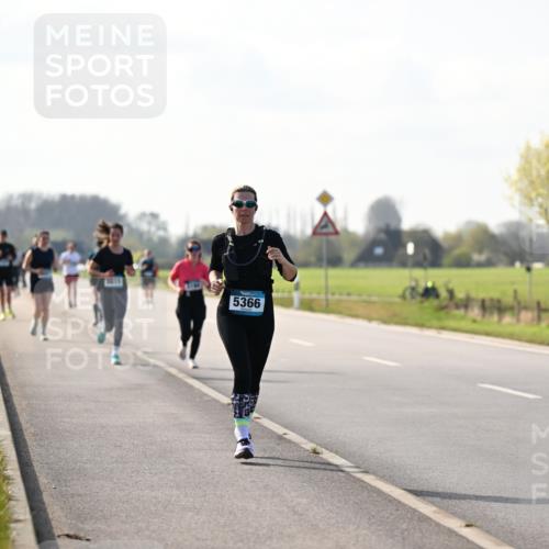 12.04.2026 - 45. Internationalen Wilhelmsburger Insellauf Dr. Thomas Lammeyer http://msf.ph/oto/9447327 12.04.2026 10:29:40 Laufen 5366 meine-sportfotos.de