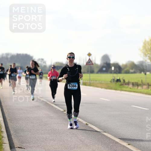 12.04.2026 - 45. Internationalen Wilhelmsburger Insellauf Dr. Thomas Lammeyer http://msf.ph/oto/9447329 12.04.2026 10:29:40 Laufen 5366 meine-sportfotos.de