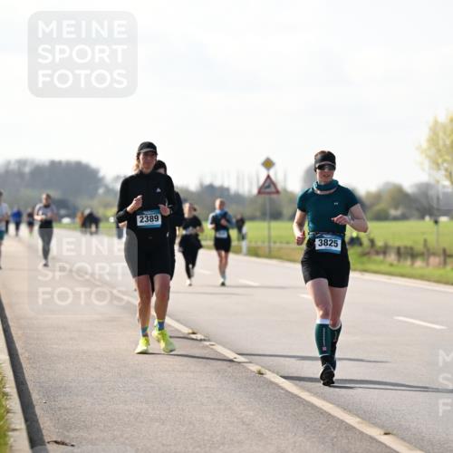 12.04.2026 - 45. Internationalen Wilhelmsburger Insellauf Dr. Thomas Lammeyer http://msf.ph/oto/9447411 12.04.2026 10:29:54 Laufen 2389, 3825 meine-sportfotos.de