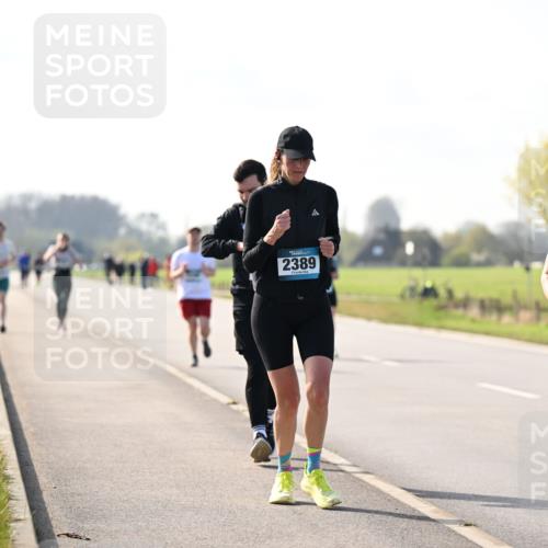 12.04.2026 - 45. Internationalen Wilhelmsburger Insellauf Dr. Thomas Lammeyer http://msf.ph/oto/9447423 12.04.2026 10:29:56 Laufen 2389, 3825 meine-sportfotos.de