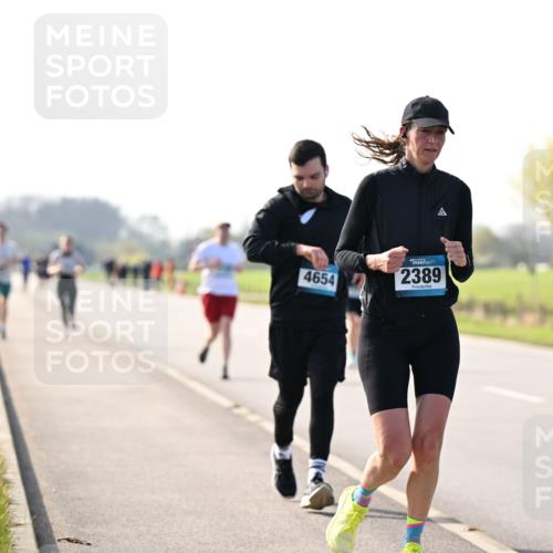 12.04.2026 - 45. Internationalen Wilhelmsburger Insellauf Dr. Thomas Lammeyer http://msf.ph/oto/9447428 12.04.2026 10:29:57 Laufen 4654, 2389 meine-sportfotos.de