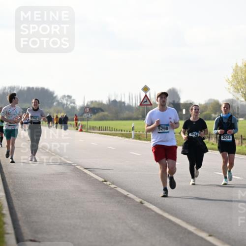 12.04.2026 - 45. Internationalen Wilhelmsburger Insellauf Dr. Thomas Lammeyer http://msf.ph/oto/9447449 12.04.2026 10:30:01 Laufen 5703, 5298, 3044, 3045 meine-sportfotos.de
