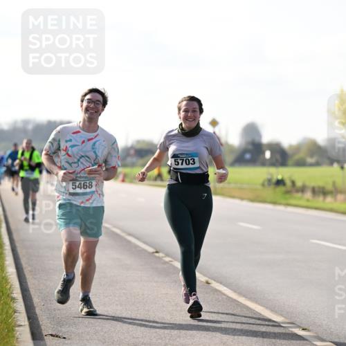 12.04.2026 - 45. Internationalen Wilhelmsburger Insellauf Dr. Thomas Lammeyer http://msf.ph/oto/9447466 12.04.2026 10:30:08 Laufen 5468, 5703, 7 meine-sportfotos.de