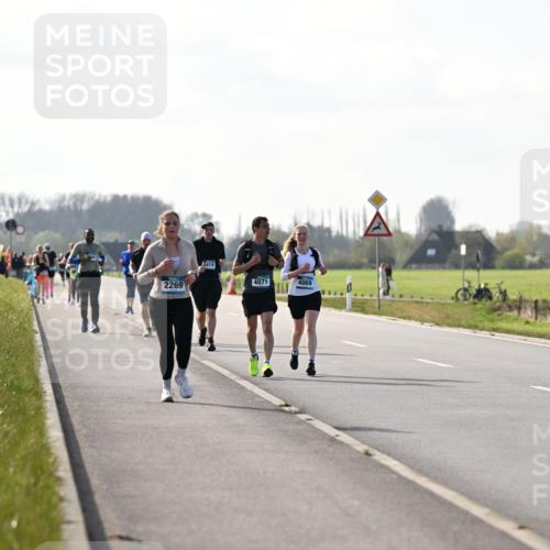 12.04.2026 - 45. Internationalen Wilhelmsburger Insellauf Dr. Thomas Lammeyer http://msf.ph/oto/9447519 12.04.2026 10:30:31 Laufen 2269, 5419, 4071, 4069 meine-sportfotos.de