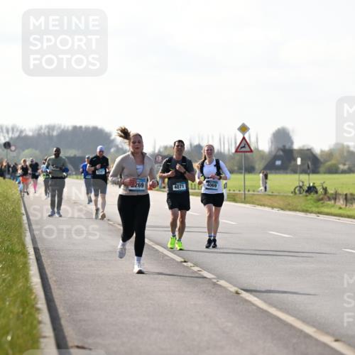 12.04.2026 - 45. Internationalen Wilhelmsburger Insellauf Dr. Thomas Lammeyer http://msf.ph/oto/9447526 12.04.2026 10:30:32 Laufen 3347, 2, 269, 4071, 4069 meine-sportfotos.de