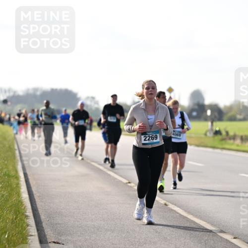 12.04.2026 - 45. Internationalen Wilhelmsburger Insellauf Dr. Thomas Lammeyer http://msf.ph/oto/9447536 12.04.2026 10:30:34 Laufen 2269 meine-sportfotos.de