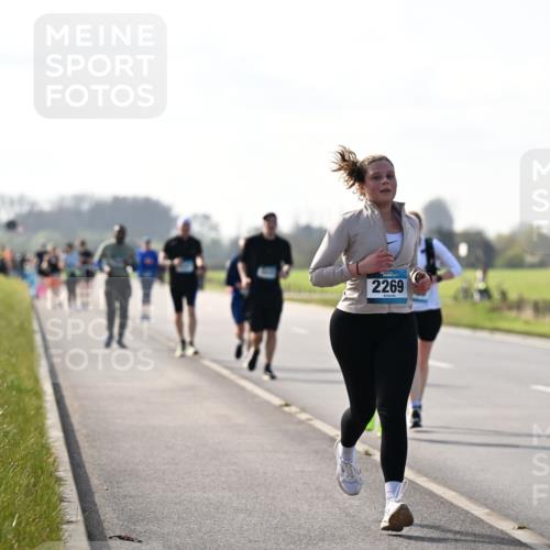 12.04.2026 - 45. Internationalen Wilhelmsburger Insellauf Dr. Thomas Lammeyer http://msf.ph/oto/9447540 12.04.2026 10:30:35 Laufen 2269 meine-sportfotos.de