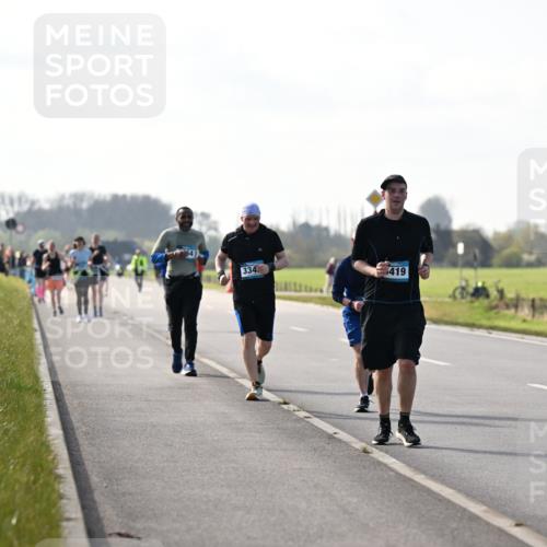 12.04.2026 - 45. Internationalen Wilhelmsburger Insellauf Dr. Thomas Lammeyer http://msf.ph/oto/9447562 12.04.2026 10:30:39 Laufen 334, 419 meine-sportfotos.de