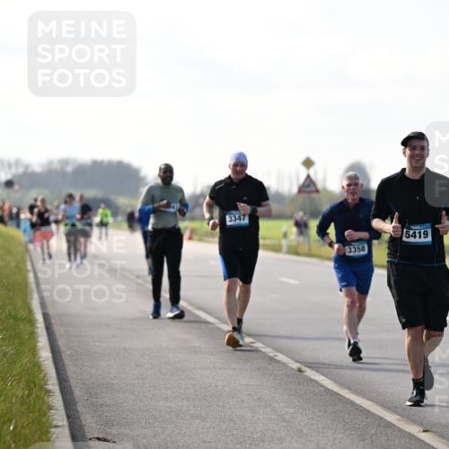 12.04.2026 - 45. Internationalen Wilhelmsburger Insellauf Dr. Thomas Lammeyer http://msf.ph/oto/9447572 12.04.2026 10:30:40 Laufen 3347, 3358, 5419 meine-sportfotos.de