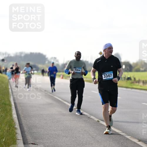 12.04.2026 - 45. Internationalen Wilhelmsburger Insellauf Dr. Thomas Lammeyer http://msf.ph/oto/9447585 12.04.2026 10:30:42 Laufen 3064, 3347, 33 meine-sportfotos.de
