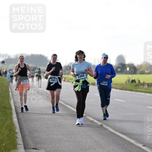 12.04.2026 - 45. Internationalen Wilhelmsburger Insellauf Dr. Thomas Lammeyer http://msf.ph/oto/9447601 12.04.2026 10:30:52 Laufen 2879, 288, 3466, 2050 meine-sportfotos.de