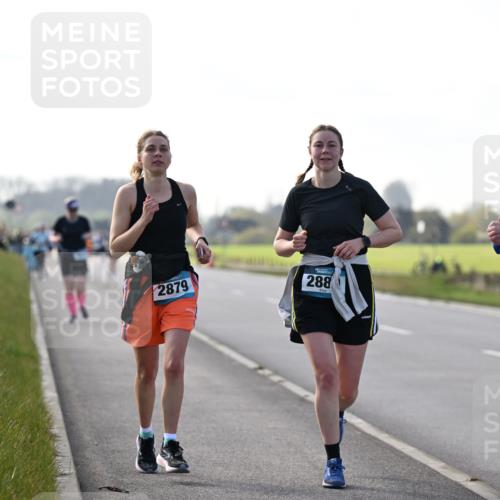 12.04.2026 - 45. Internationalen Wilhelmsburger Insellauf Dr. Thomas Lammeyer http://msf.ph/oto/9447623 12.04.2026 10:30:56 Laufen 2879, 288, 346 meine-sportfotos.de