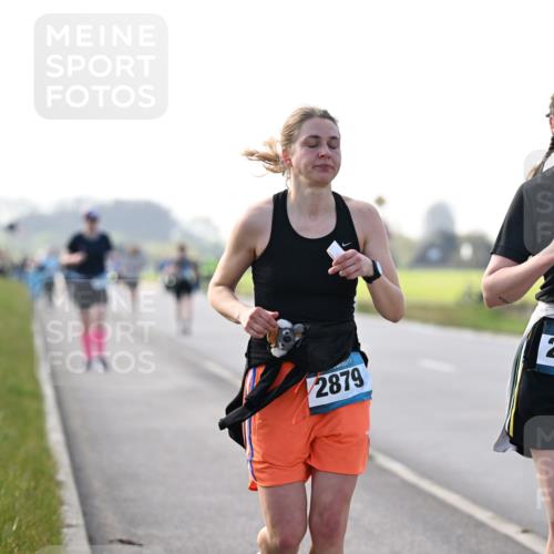 12.04.2026 - 45. Internationalen Wilhelmsburger Insellauf Dr. Thomas Lammeyer http://msf.ph/oto/9447635 12.04.2026 10:30:57 Laufen 2879, 288 meine-sportfotos.de
