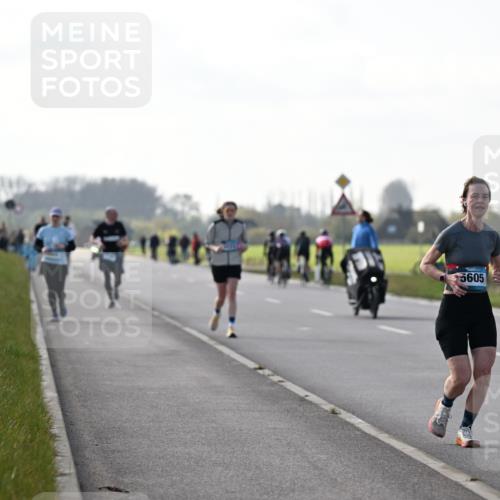 12.04.2026 - 45. Internationalen Wilhelmsburger Insellauf Dr. Thomas Lammeyer http://msf.ph/oto/9447698 12.04.2026 10:31:10 Laufen 5605 meine-sportfotos.de