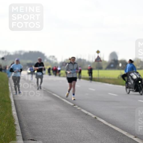 12.04.2026 - 45. Internationalen Wilhelmsburger Insellauf Dr. Thomas Lammeyer http://msf.ph/oto/9447709 12.04.2026 10:31:11 Laufen  meine-sportfotos.de