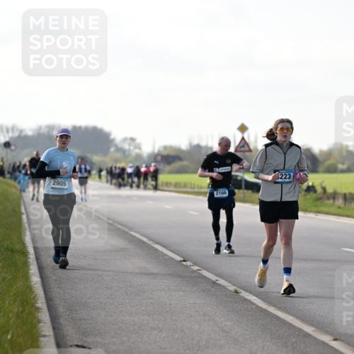 12.04.2026 - 45. Internationalen Wilhelmsburger Insellauf Dr. Thomas Lammeyer http://msf.ph/oto/9447725 12.04.2026 10:31:15 Laufen 2905, 2166, 223 meine-sportfotos.de