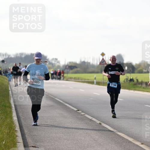 12.04.2026 - 45. Internationalen Wilhelmsburger Insellauf Dr. Thomas Lammeyer http://msf.ph/oto/9447735 12.04.2026 10:31:17 Laufen 2905, 2166, 322 meine-sportfotos.de