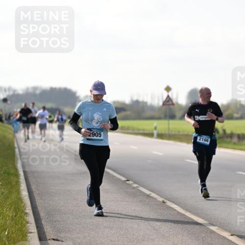 12.04.2026 - 45. Internationalen Wilhelmsburger Insellauf Dr. Thomas Lammeyer http://msf.ph/oto/9447740 12.04.2026 10:31:18 Laufen 2166, 2905, 32 meine-sportfotos.de