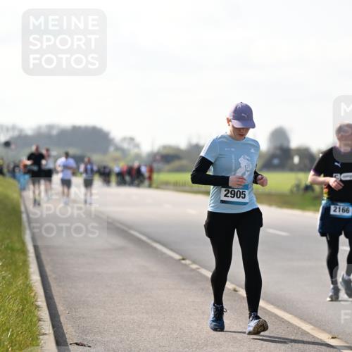 12.04.2026 - 45. Internationalen Wilhelmsburger Insellauf Dr. Thomas Lammeyer http://msf.ph/oto/9447747 12.04.2026 10:31:19 Laufen 2905, 2166 meine-sportfotos.de