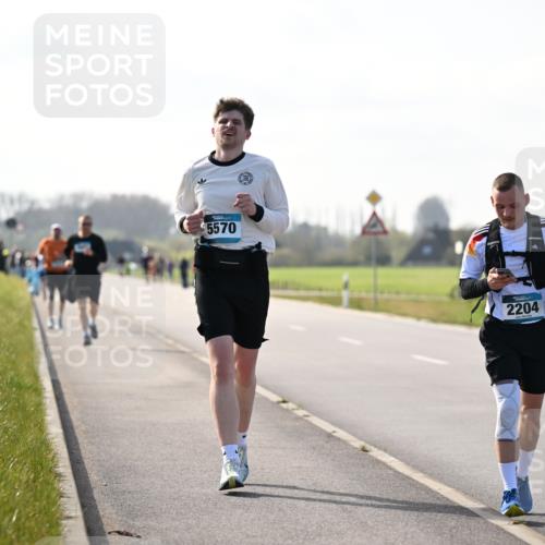 12.04.2026 - 45. Internationalen Wilhelmsburger Insellauf Dr. Thomas Lammeyer http://msf.ph/oto/9447794 12.04.2026 10:31:40 Laufen 5570, 2204 meine-sportfotos.de