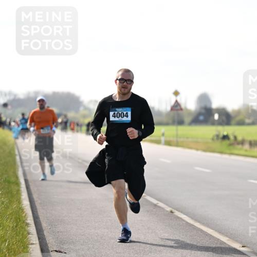 12.04.2026 - 45. Internationalen Wilhelmsburger Insellauf Dr. Thomas Lammeyer http://msf.ph/oto/9447809 12.04.2026 10:31:49 Laufen 4004 meine-sportfotos.de