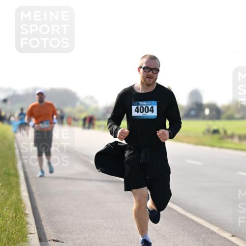 12.04.2026 - 45. Internationalen Wilhelmsburger Insellauf Dr. Thomas Lammeyer http://msf.ph/oto/9447815 12.04.2026 10:31:50 Laufen 4004 meine-sportfotos.de
