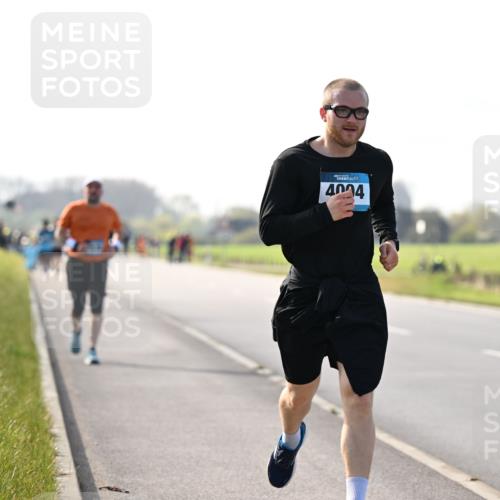 12.04.2026 - 45. Internationalen Wilhelmsburger Insellauf Dr. Thomas Lammeyer http://msf.ph/oto/9447817 12.04.2026 10:31:50 Laufen 4004 meine-sportfotos.de