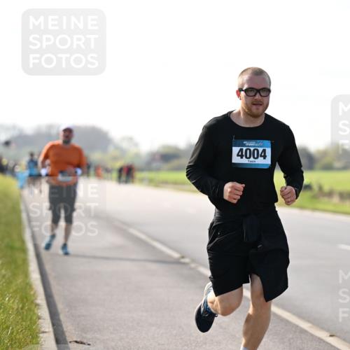 12.04.2026 - 45. Internationalen Wilhelmsburger Insellauf Dr. Thomas Lammeyer http://msf.ph/oto/9447818 12.04.2026 10:31:50 Laufen 4004 meine-sportfotos.de