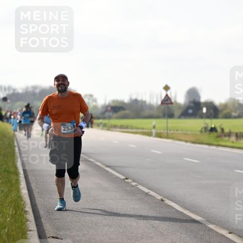 12.04.2026 - 45. Internationalen Wilhelmsburger Insellauf Dr. Thomas Lammeyer http://msf.ph/oto/9447831 12.04.2026 10:31:54 Laufen 2530 meine-sportfotos.de