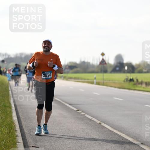 12.04.2026 - 45. Internationalen Wilhelmsburger Insellauf Dr. Thomas Lammeyer http://msf.ph/oto/9447835 12.04.2026 10:31:54 Laufen 2530 meine-sportfotos.de