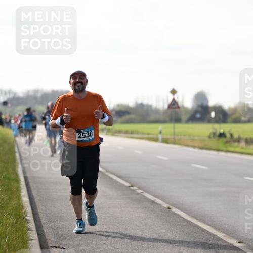 12.04.2026 - 45. Internationalen Wilhelmsburger Insellauf Dr. Thomas Lammeyer http://msf.ph/oto/9447837 12.04.2026 10:31:54 Laufen 2530 meine-sportfotos.de