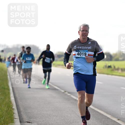 12.04.2026 - 45. Internationalen Wilhelmsburger Insellauf Dr. Thomas Lammeyer http://msf.ph/oto/9447887 12.04.2026 10:32:05 Laufen 4019 meine-sportfotos.de